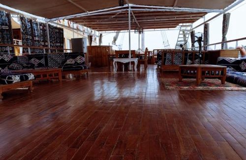 Luxor Alquiler De Eote | Floating Hotel - Family Home Nile Boat