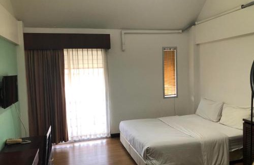 Bangkok Hotel | Floral Shire Suvarnabhumi Airport