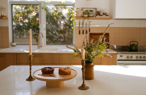 Beaconsfield Casa | Floretta - 2 bedroom Heritage Cottage