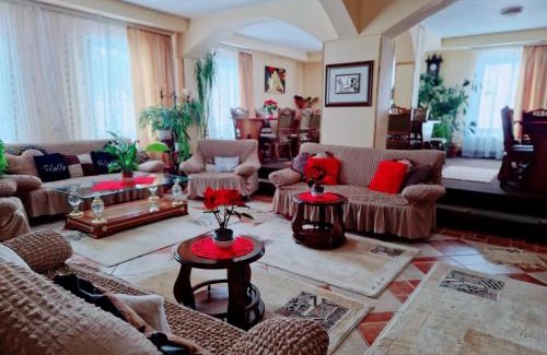 Pojorita Casa | Flori de Bucovina