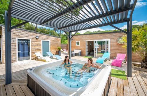 Saint-Hilaire-de-Riez Otro | Flower Camping Au Bois des Biches