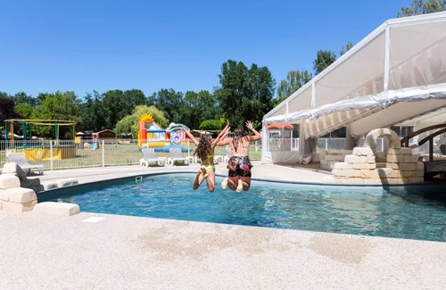 Luynes Casa | Flower Camping Les Granges *** - Mobil-Home Loggia Comfort 32 m2 (2 bedrooms) + covered terrace 5 people
