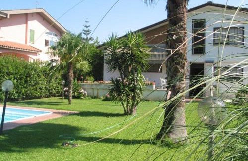Anzio Apartamento | FLOWER-House
