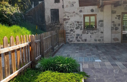 Sant'Orsola Terme Apartamento | Flower parlour in the Dolomites