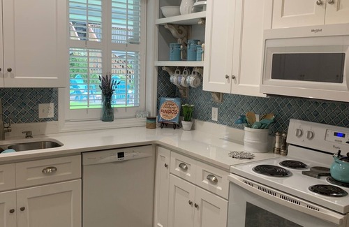 Summerville Historic District Cabaña | Flowertown Cottage (4 habitaciones, 3. 5 baños, cocina completa, sala, comedor, lavandería)