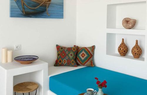Ano Meria Casa | Folegandros Enchanting Moniasma Home, Sunset Views