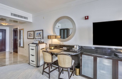 Mid Beach Apartamento | Suite Junior Fontainebleau Hotel Sorrento 19th Fl