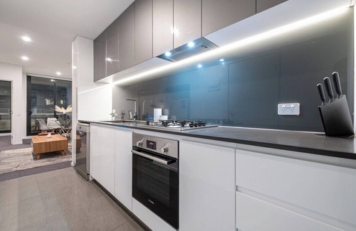 Footscray Apartamento | Footscray pool pleasant &Bright 2BR2BA apt