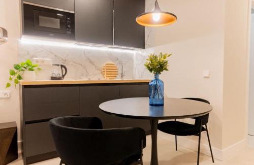 Palos de la Frontera Apartamento | For You Rentals Estudio Oriente Diseño y confort en DELICIAS MADRID Temporal DEL2916