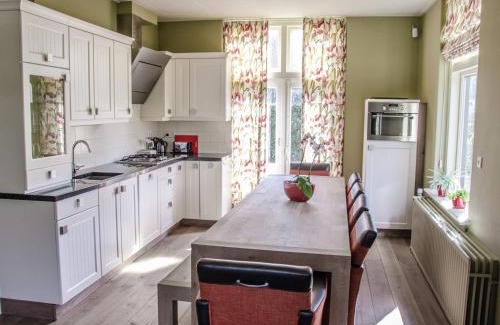 De Bult Casa | Forest Lodge in De Bult near Pool & Restaurant
