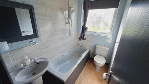 Hartland Casa | Forest Retreat Sleeps 4 2 Bed Parking