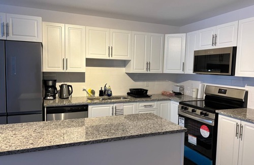 Clarence-Rockland Casa | Forget your worries in this cozy four bedroom home close to Rockland golf club