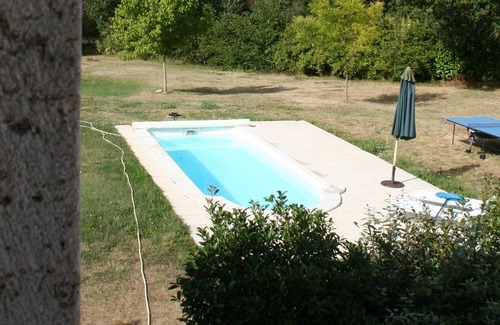 Conne-de-Labarde Casa | Antiguas restauraciones y suministros de palomar, con piscina privada