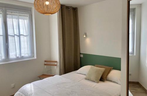 Fort-Mahon-Plage Apartamento | Fort-Mahon-Plage : Appartement rénové en front de mer, 2 chambres, terrasse - FR-1-482-93