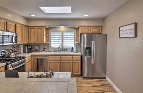 Fort Mohave Casa | Fort Mohave Home w/ Grill & Golf Course Views!