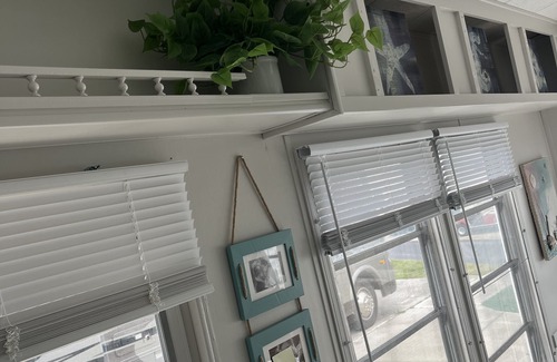 Iona Cabaña | Fort Myers Beach Cottage ~ Holiday Condo ~ 1 Br 1.5 Bath ~ Sleeps 4