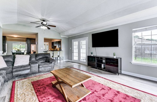 Wright Casa | Fort Walton Beach Home w/ Grill: 4 Mi to Beach!