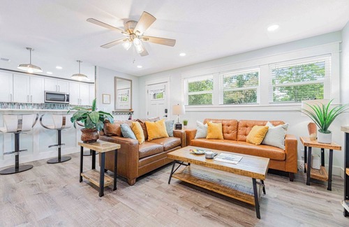 Fort Walton Beach Casa | Fort Walton’s Haus22 | Beach Vibes and Backyard