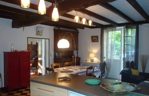 Saint-Aubin-de-Branne Casa | Casa fortificada en el Entre-Deux-Mers