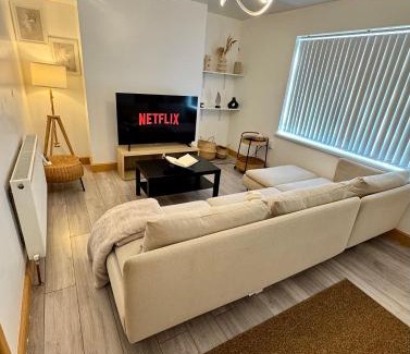 Nottingham Casa | Fortune Haven- 3BDR HOME- Special Offer 4 Contractors & Long Stay- dm