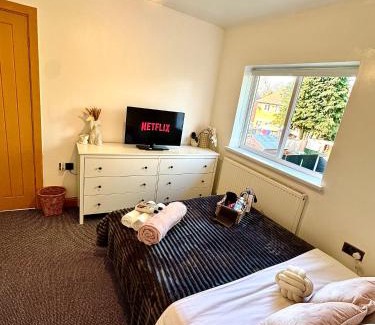 Nottingham Casa | Fortune Haven- 3BDR HOME- Special Offer 4 Contractors & Long Stay- dm