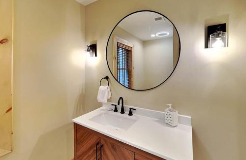 McHenry Casa | Fortune Mountain Retreat