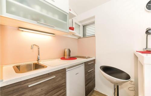 Rogoznica Casa | Four-Bedroom Holiday Home In Rogoznica