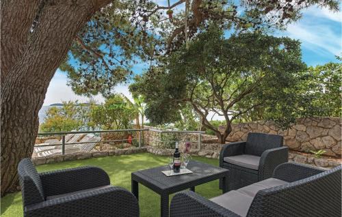 Rogoznica Casa | Four-Bedroom Holiday Home In Rogoznica