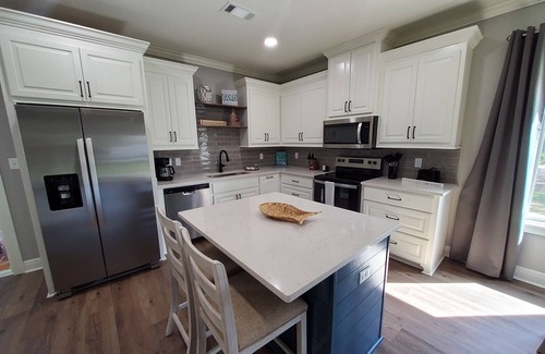 Biloxi Casa | Four Palms Unit A, 500ft to Beach, Walk 2 Casinos!