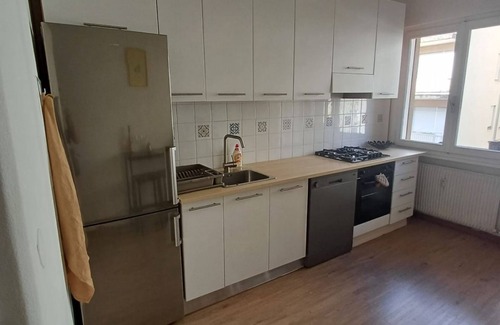 Vittorio Veneto Apartamento | Apartamento de cuatro habitaciones (Central Apt. Vittorio Veneto)