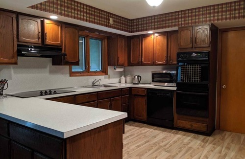 Tobyhanna Casa | 4 Seasons Brick Ranch House en una tranquila Acre
