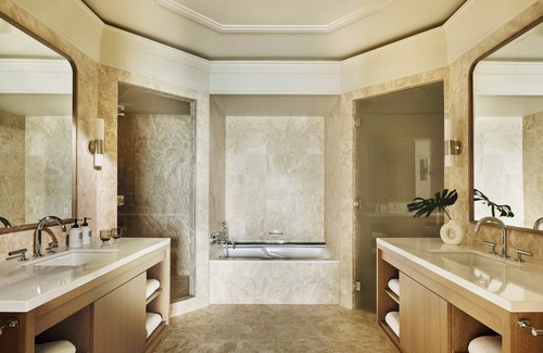 Brickell Hotel | Four Seasons Hotel Miami