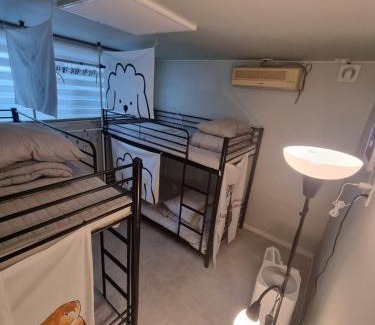 Hapjeong-dong Casa | Four Seasons House (Female only)