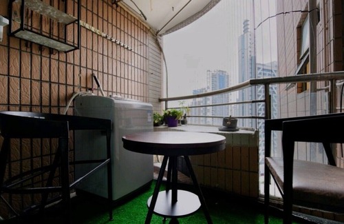 Luohu Apartamento | Four Seasons Window View Apartment