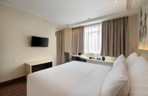 Renon Hotel | Four Star by Trans Hotel Sanur