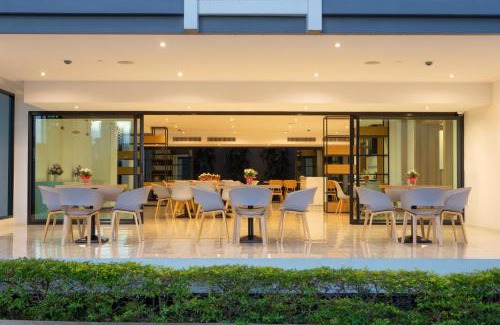 Nong Chaeng Hotel | Fourium Pattaya Hotel and Serviced Residence