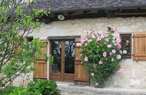 Issigeac Casa | SAUNA GRANJA 18a TENIS DE MESA PISCINA PRIVADA, 2à7pers estanque de pesca