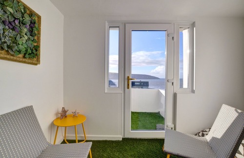 Gwbert Casa | Fourwinds - Cuatro Habitaciones Casa, Capacidad 8