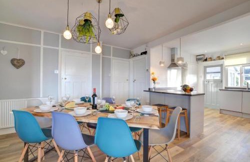 Gwbert Casa | Fourwinds