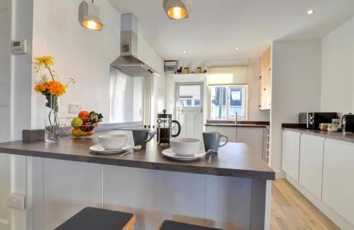 Gwbert Casa | Fourwinds