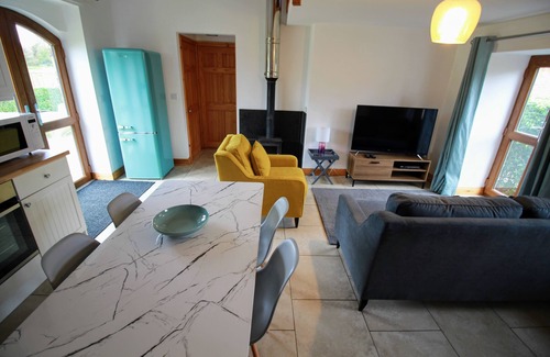 Louth Cabaña | Fox Cottage, Covenham Holiday Cottages