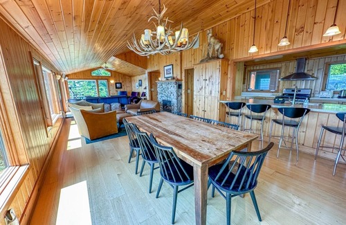 Lutsen Casa | Foxfire and Fox Cove - Cascade Beach Road - Lake Superior - Lutsen, MN