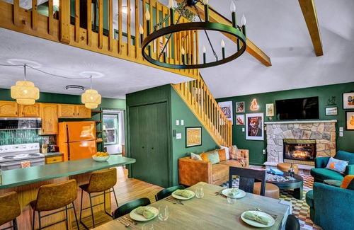 Blakeslee Chalet De Esquí | Foxfire Haus - Modern - Lake & Beach, Hot Tub