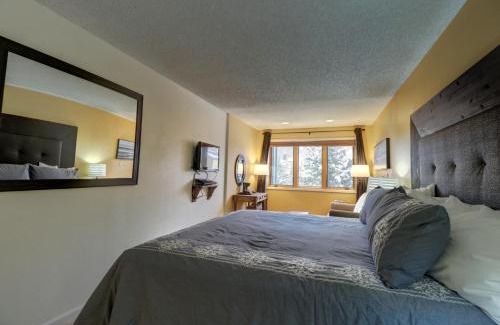 East Village at Copper Apartamento | FP209 Fox Pine Inn Hotel Room condo