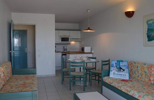 Frejus Port Apartamento | Fréjus: Apto 2P, 5 pers, Piscina, Playa a 150m, Parking, Mascotas OK