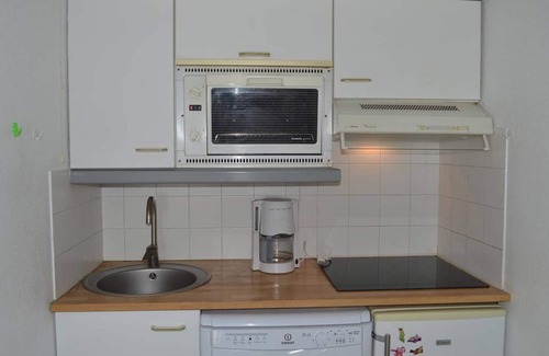 Frejus Port Apartamento | Fréjus: Apto 2P, 5 pers, Piscina, Playa a 150m, Parking, Mascotas OK