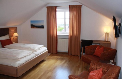 Hutthurm Casa | Frühstückspension WAGNER