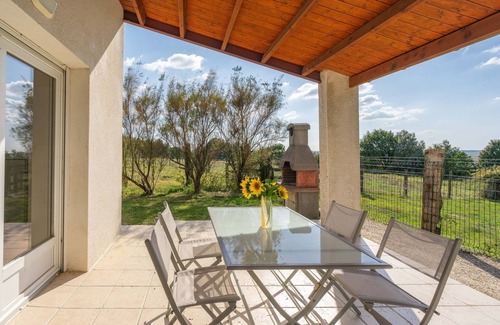 La Gripperie-Saint-Symphorien Casa | Gite de grupo con piscina interior, terraza privada, jardín privado y Wi-Fi