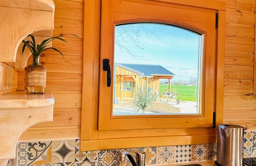 Faverolles Cabaña | Experiencia única en carreta en el corazón del Berry