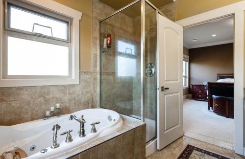 Steveston Casa | Francis Home Hotel 福来顺家庭宾馆